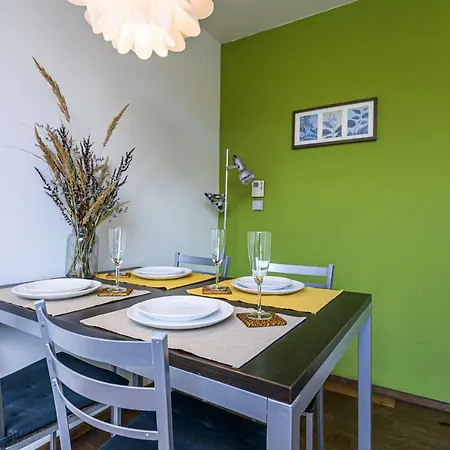 شقة Modern On Bilkova Street With Balcony براغ